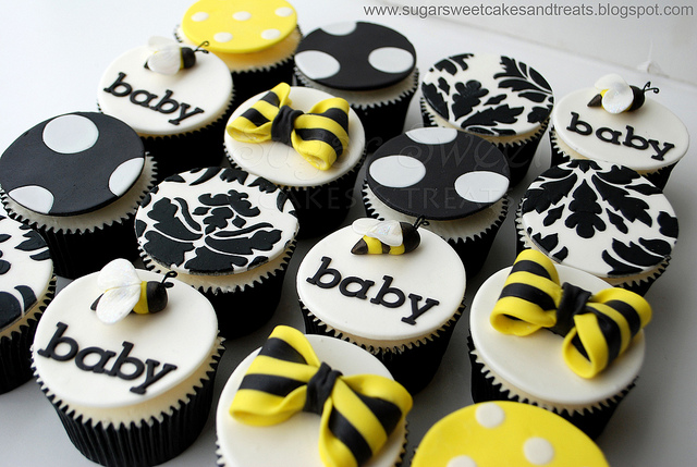 Bumble Bee Baby Shower Cupcakes