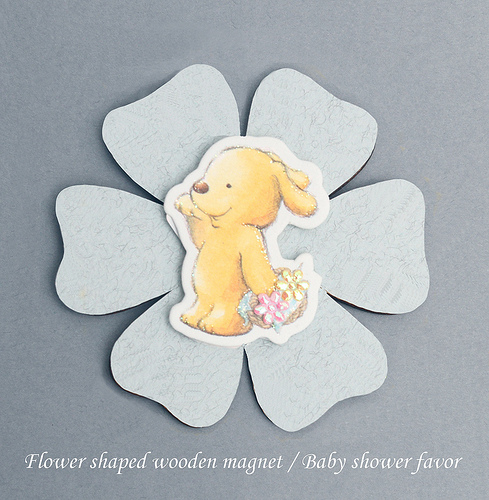 Flower shaped wooden magnet baby shower favor