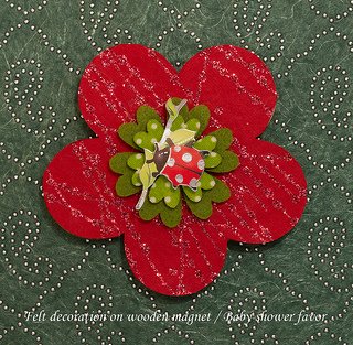 Flower  wooden shaped magnet with felt decoration baby shower favor
