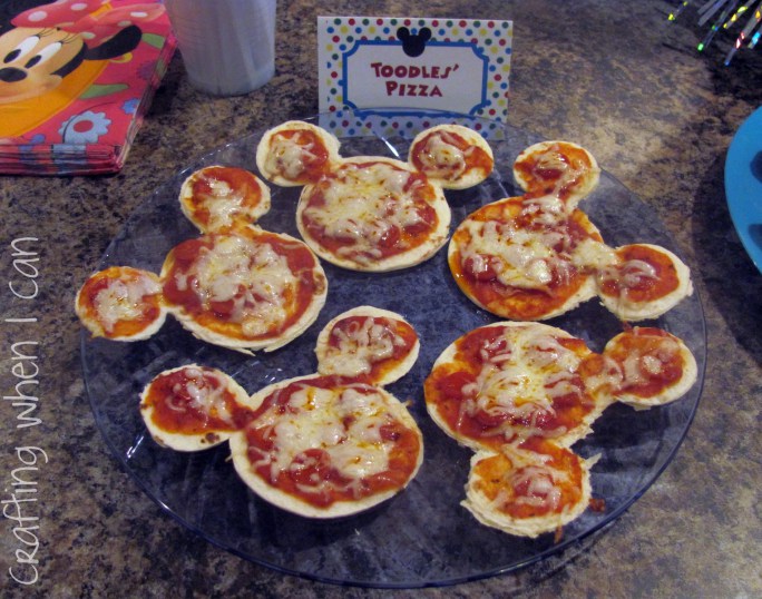 Mickey Mouse Mini Pizza